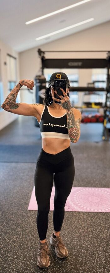 AileenSenpaiReacts