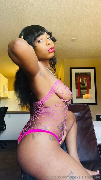 alexsis_theebae