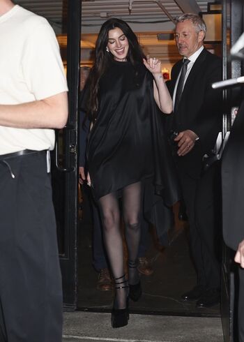 Anne Hathaway