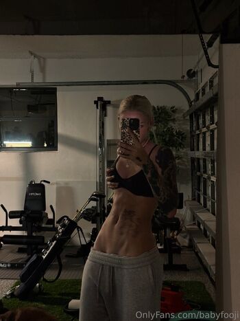 babyfooji / peachtot