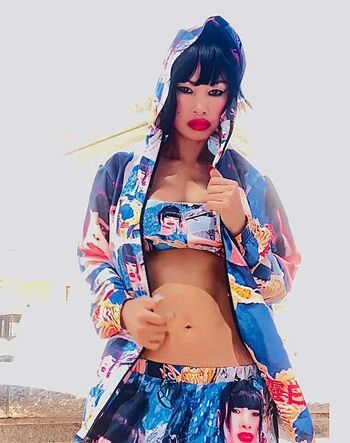 Bai Ling