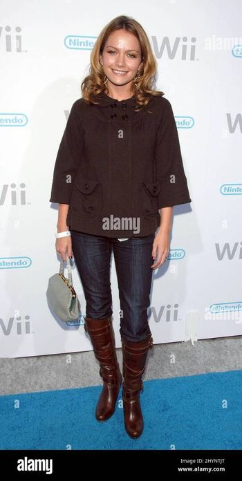 Becki Newton
