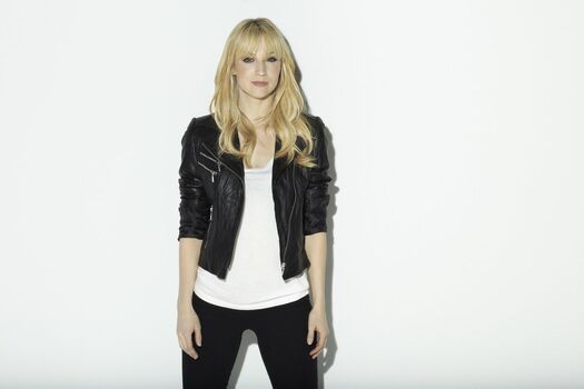 Beth Riesgraf