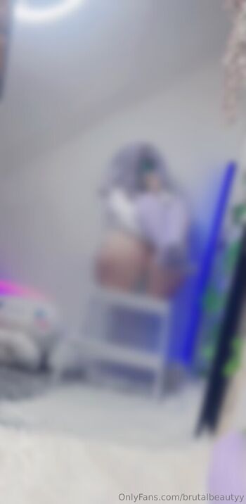 Brutalbeautyy