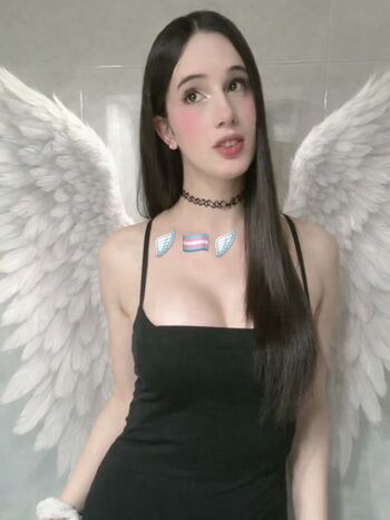 callmepaulinafox