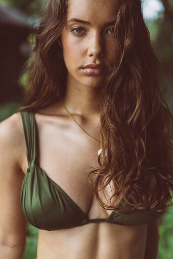 Carolina Azevedo