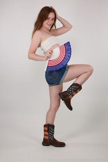 chelseymarieofficial