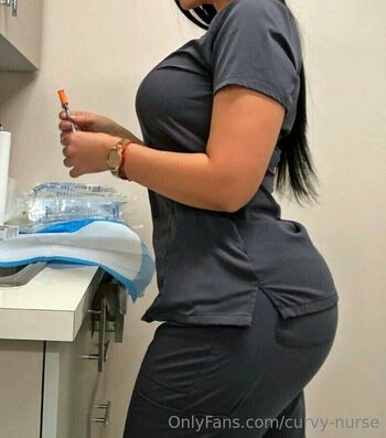curvy-nurse
