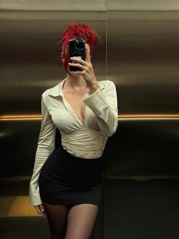 Derya Akarsu