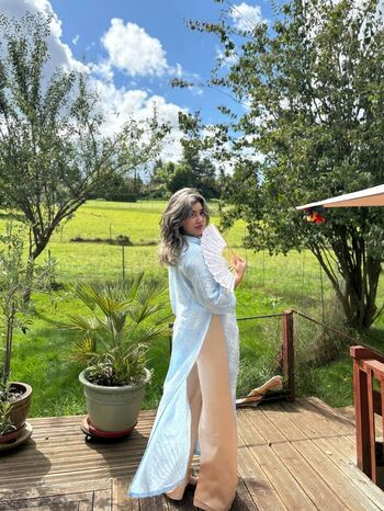 Elise ASMR / Elise Tran / Elise's Garden