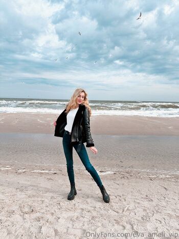 eva_amelia_vip19