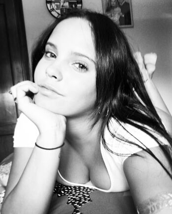 Gloria Camila