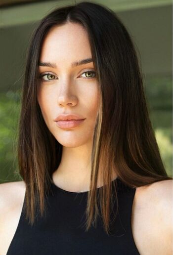 Gloria-Sophie Burkandt