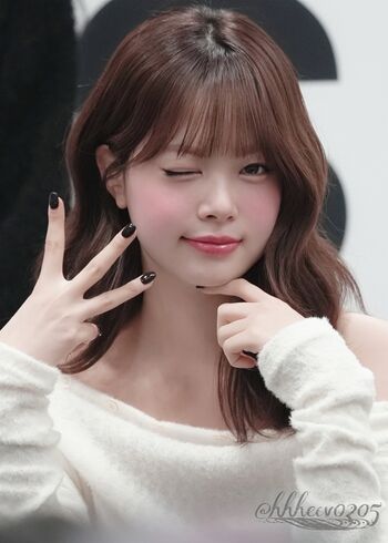 Hong Eunchae 홍은채