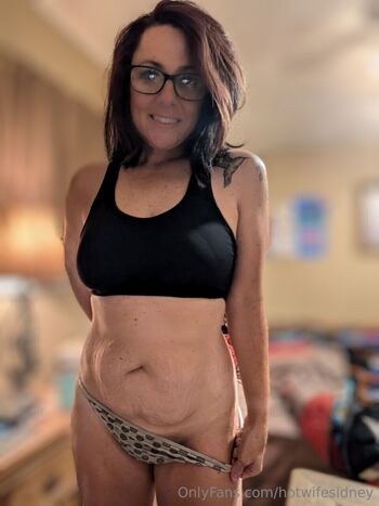 hotwifesidney