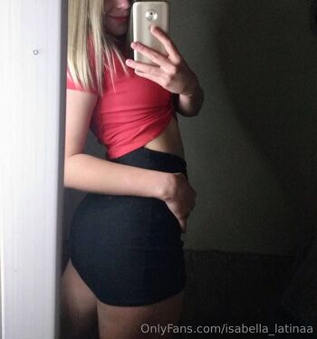 isabella_latinaa