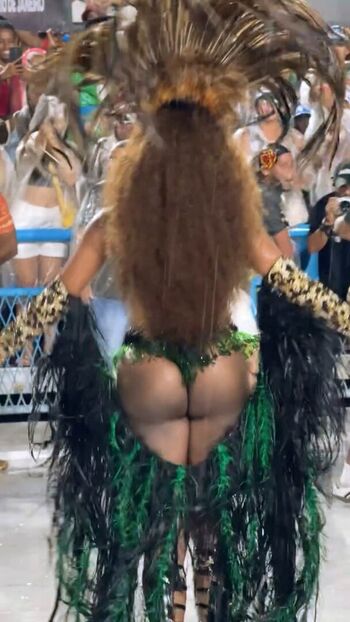 Iza Cantora