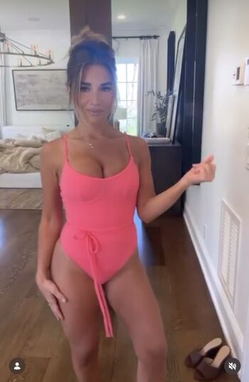 Jessie James Decker