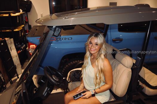 juliannapeyton