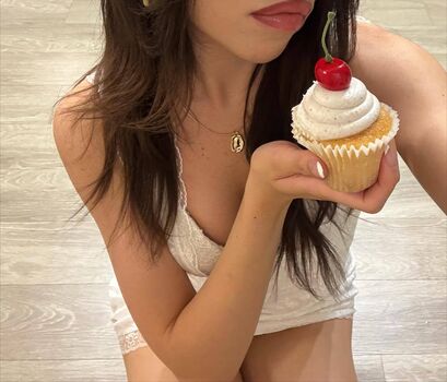 Kaitlynn Rhenea Asmr