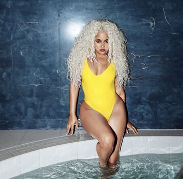 Kat Deluna
