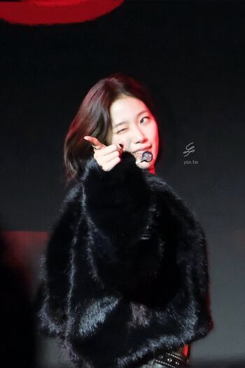 Kazuha Nakamura 中村 一葉