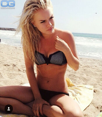 Kelli Goss