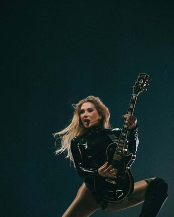 KeshaRose
