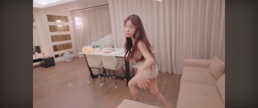 Lee Dahye 이다혜 / le_dahye