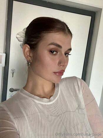 luna_page