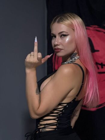 MC Erikah