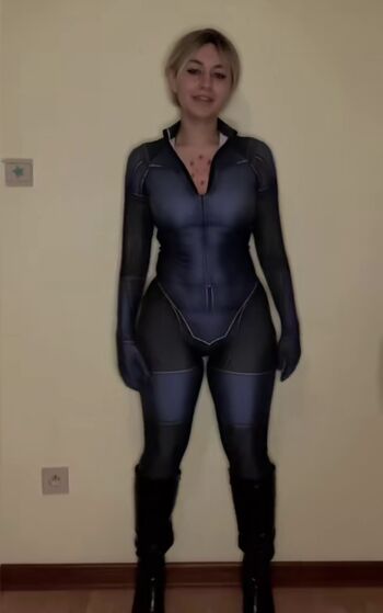 mimidoescosplay