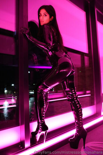 mistresssophiasahara