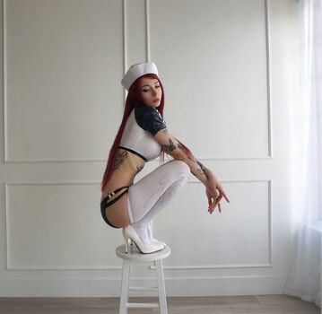 Noemie Lili (Cinna