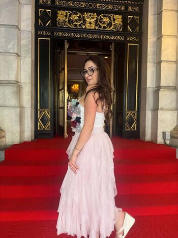 qveenjulia