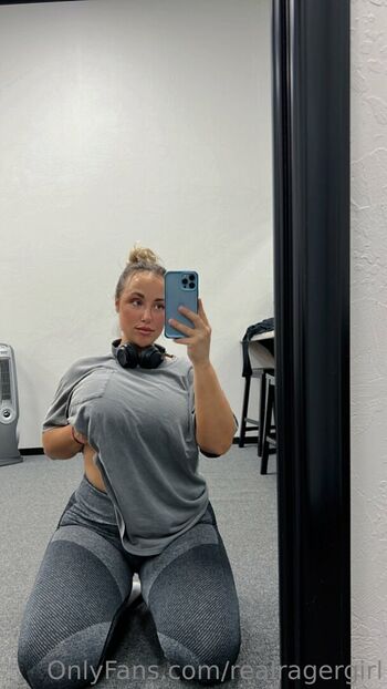 Realragergirl