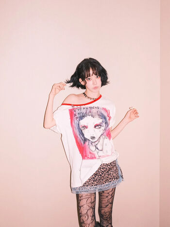 Sakura Miyawaki 宮脇 咲良