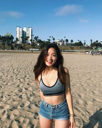 Sarah Hwang