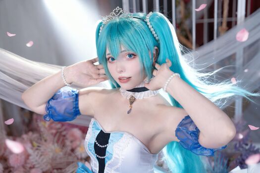 Saya Scarlet