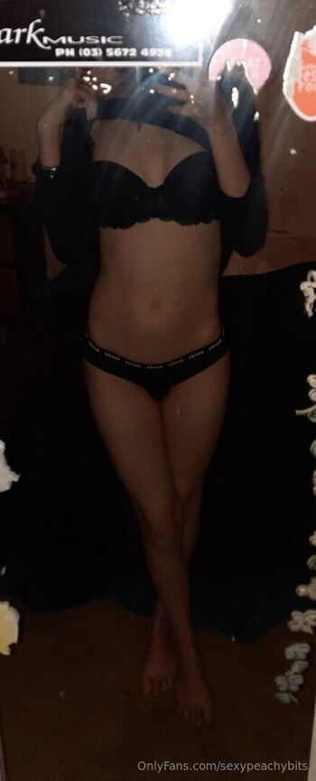 sexypeachybits