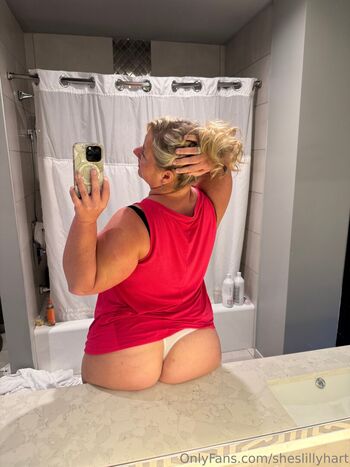 sheslillyhart