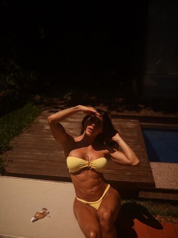 Thaís Bianca