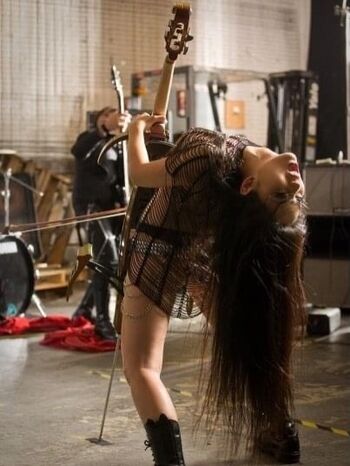 Tina Guo