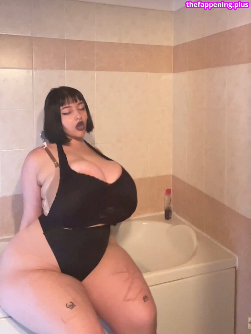 Mxmmytina / Vvalentinabonetalli Φωτογραφία Γυμνών OnlyFans #118