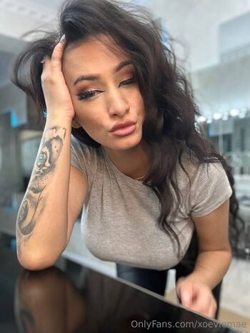 xoeviemae