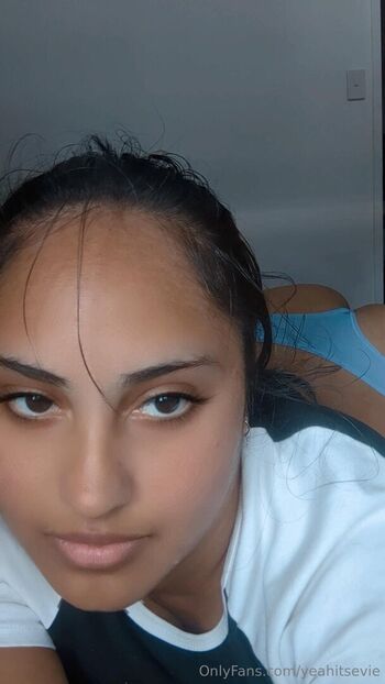 yeahitsevie