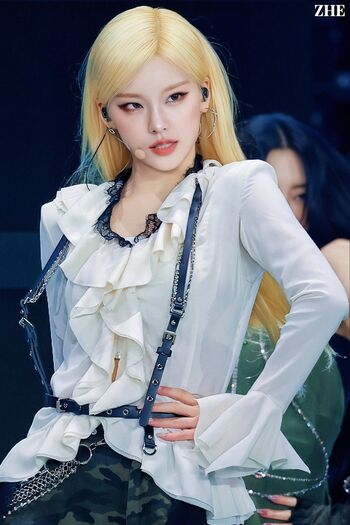 Yeji - ITZY (예지, Hwang Ye-ji)
