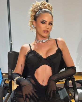 Yuli Flores