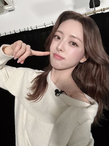 Yuna - ITZY (유나, Shin Yu Na)